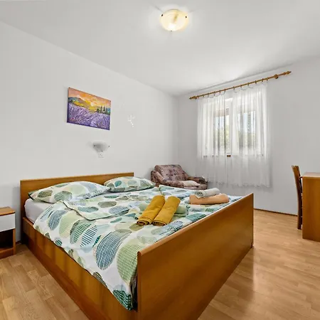 Apartament Ankica With Sea View And Terrace *